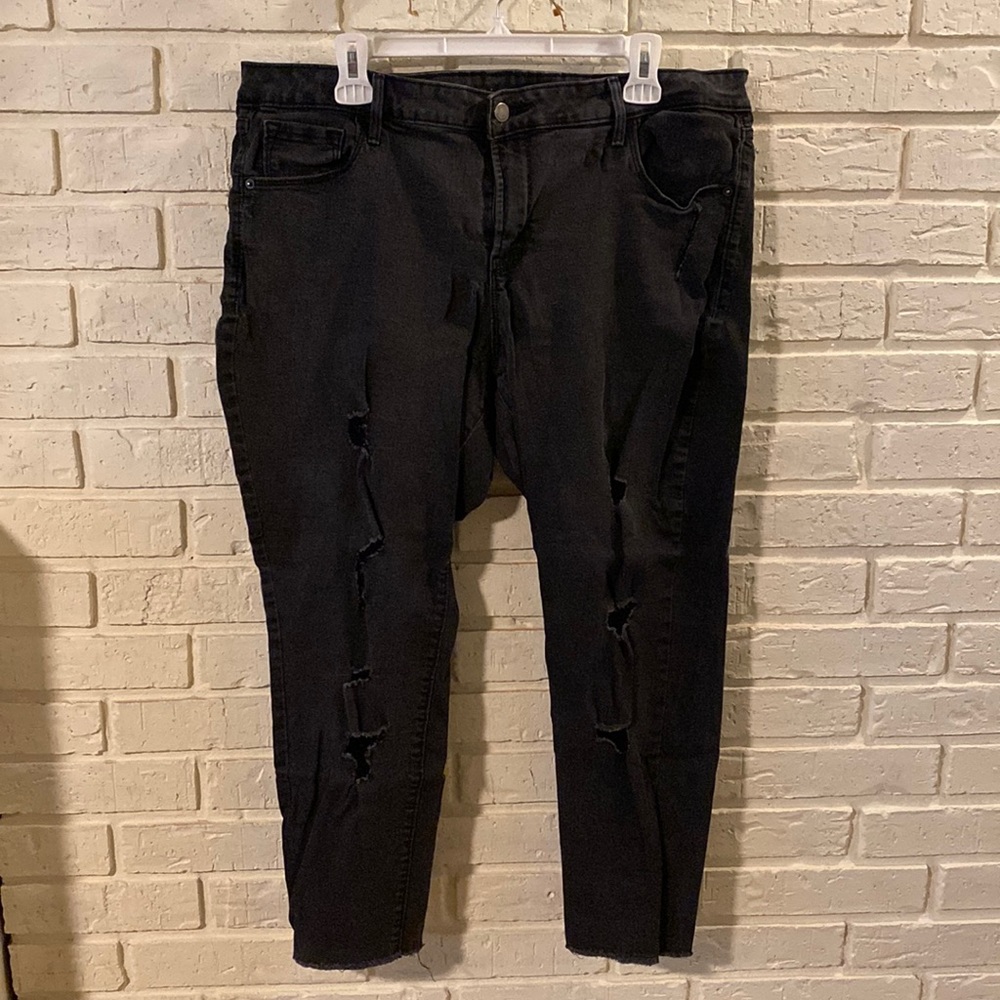 Mid-Rise Rockstar Super-Skinny Jeans
